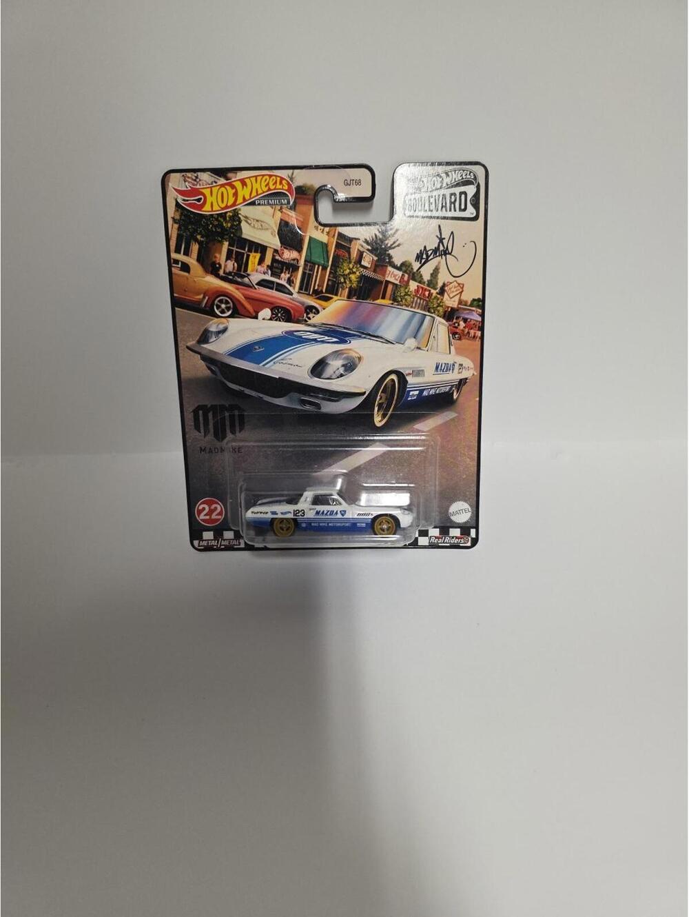 2021 Hot Wheels Premium Boulevard 1:64 #22 1968 Mazda Cosmo Sport white